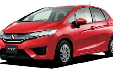 Honda Fit GK3 (2016 Red) Darien (via Destiny Car rental)
