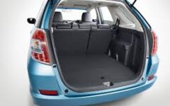 Honda Shuttle (2014 Blue) Darien (via Fine Destiny Car Rental)