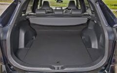 Toyota RAV4 (1900) Black (via Fine Destiny Car Rental)